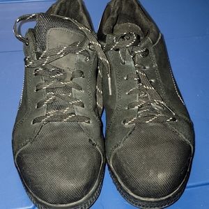 Black brahmin steal toe shoes